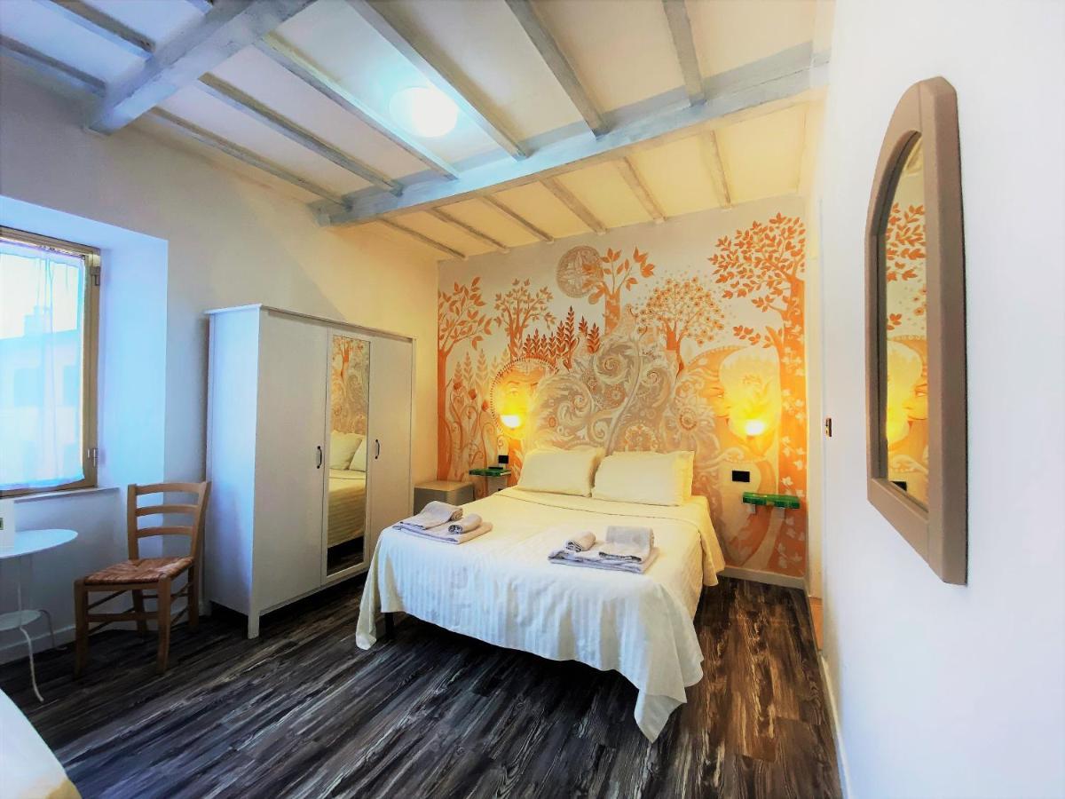 Hotel San Francesco E Il Lupo Γκούμπιο Εξωτερικό φωτογραφία