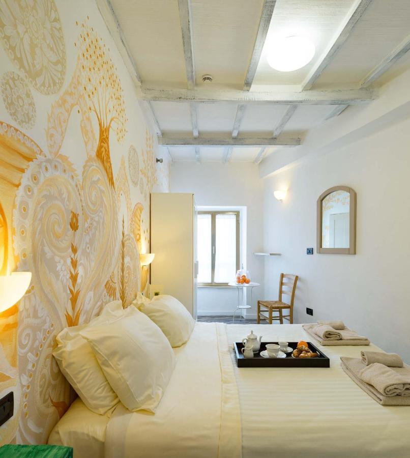 Hotel San Francesco E Il Lupo Γκούμπιο Εξωτερικό φωτογραφία