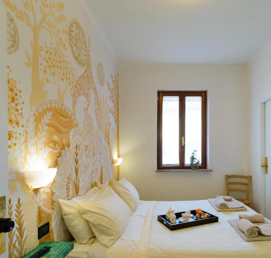 Hotel San Francesco E Il Lupo Γκούμπιο Εξωτερικό φωτογραφία