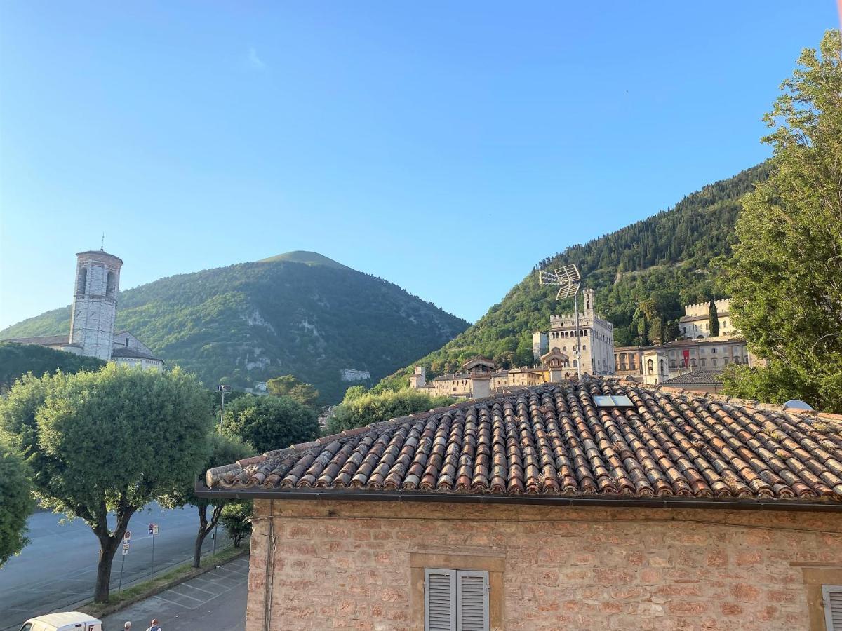 Hotel San Francesco E Il Lupo Γκούμπιο Εξωτερικό φωτογραφία