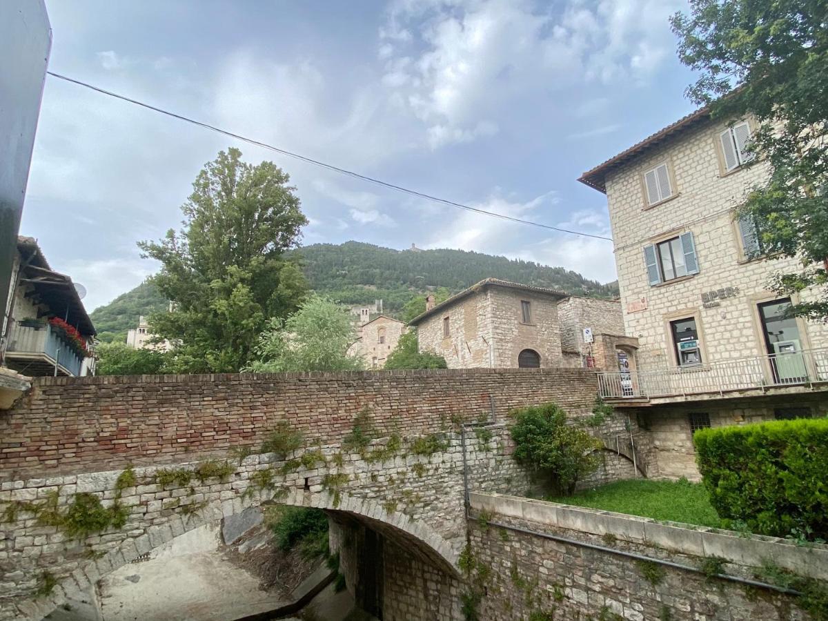 Hotel San Francesco E Il Lupo Γκούμπιο Εξωτερικό φωτογραφία